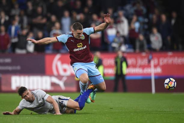 这一事件引 这一事件引